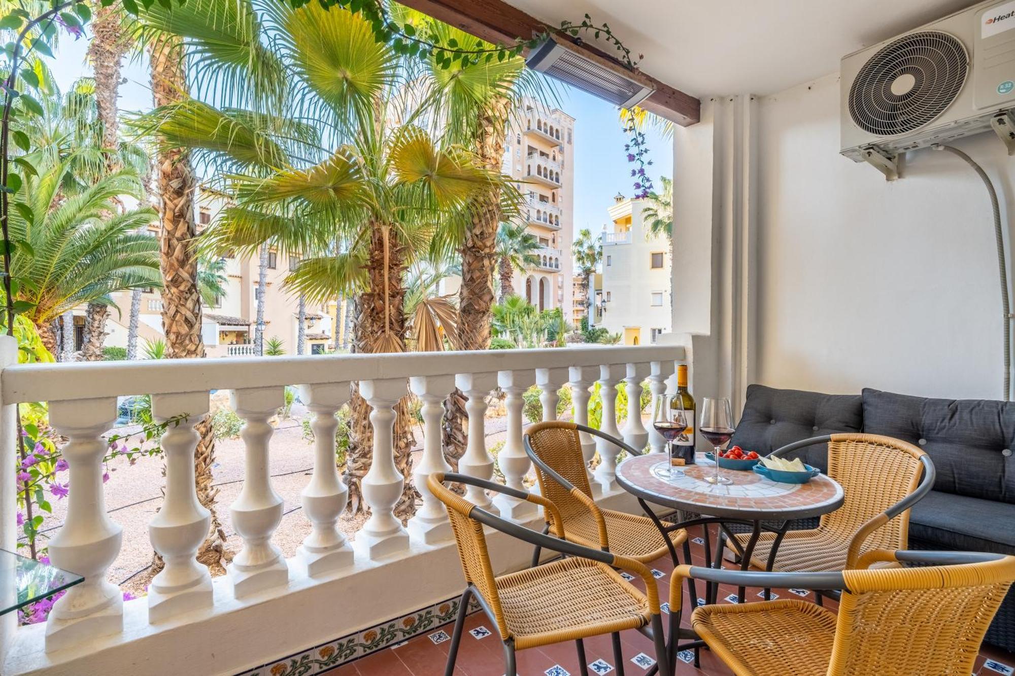 Casa Jina Apartment Torrevieja Luaran gambar